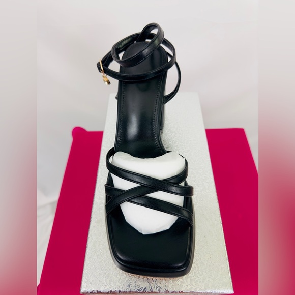 Black Strappy Lace Up Platform Heel Sandals Square OpenToe Decorative Dangle 8M - Picture 11 of 13